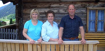 Familie Hintner: Michaela, Anna und Albin